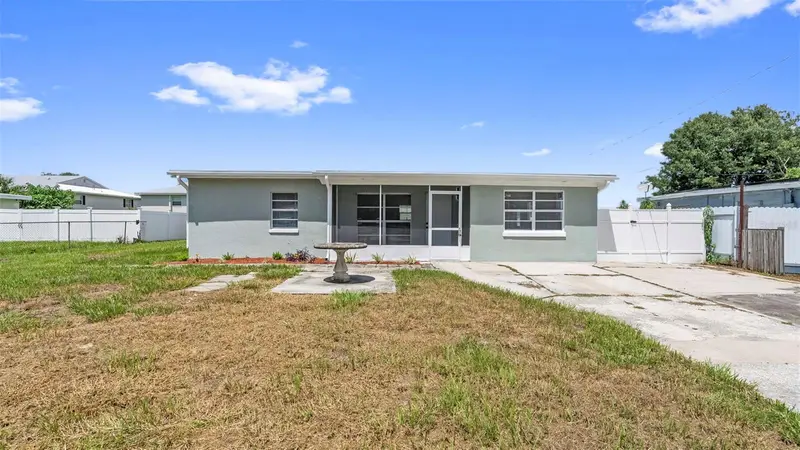 7710 Coral Vine Ln, FL