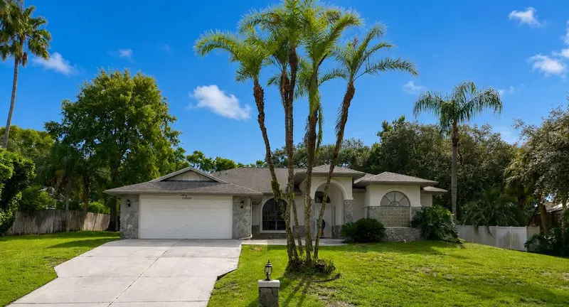 18608 Autumn Lake Blvd, FL