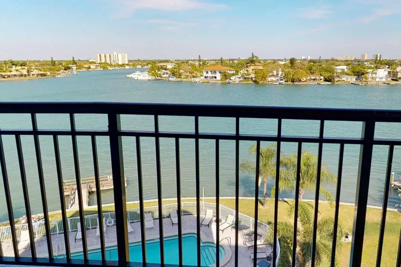 10315 Gulf Blvd #409, FL