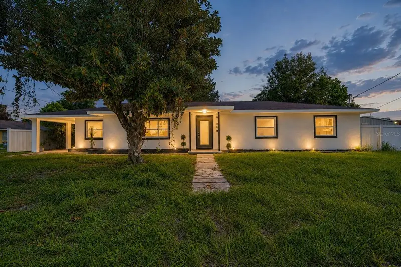 180 N Kentucky Ave, FL