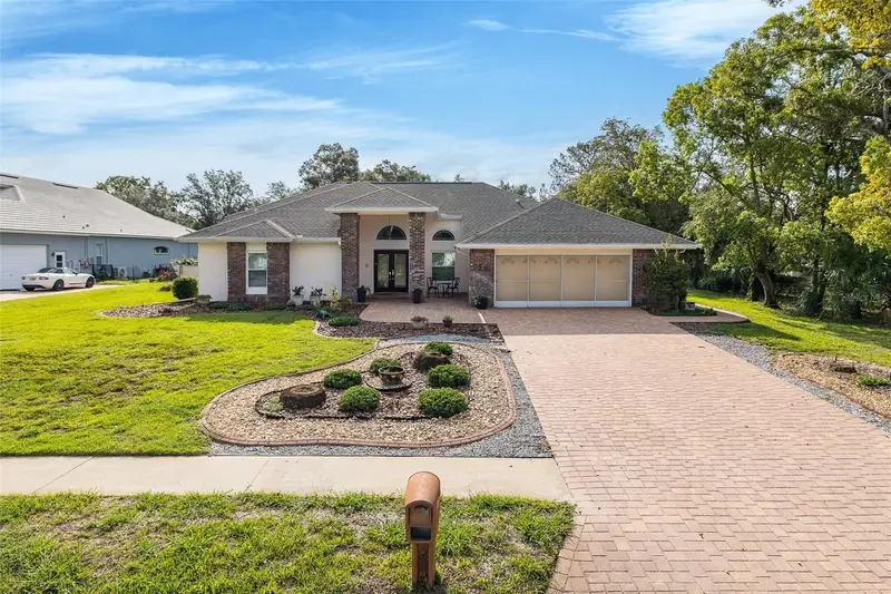 18822 Majestic Oak Ct, FL