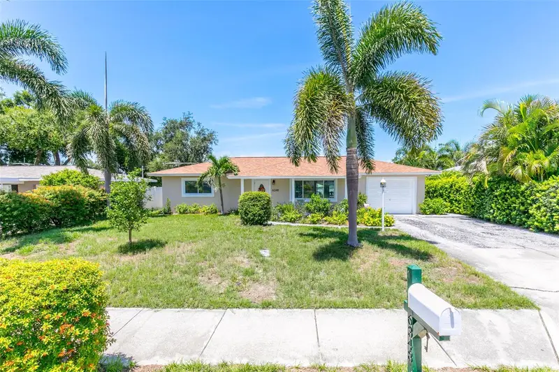 6348 115th Ln, FL
