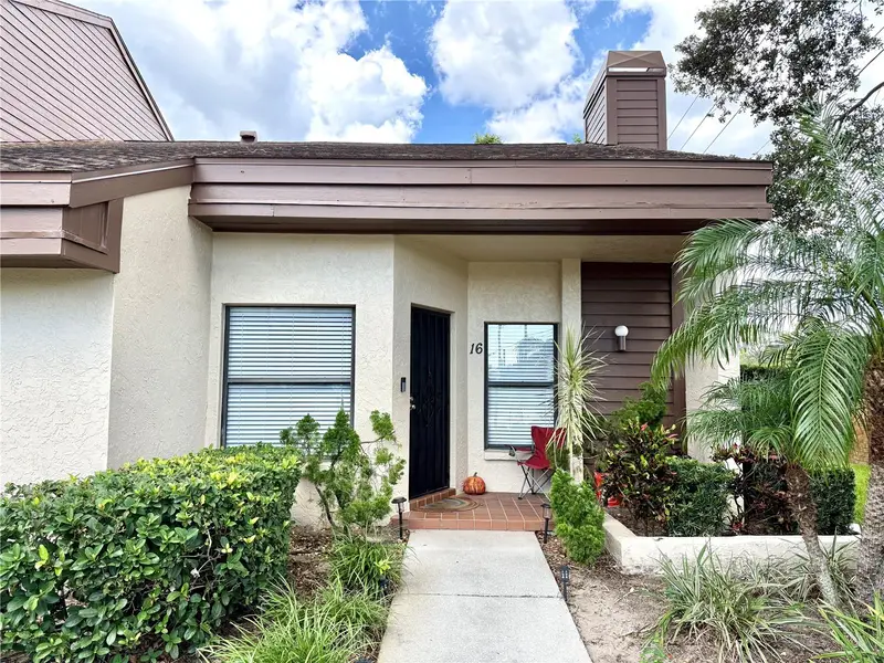 2816 Countrybrook Dr #L16, FL