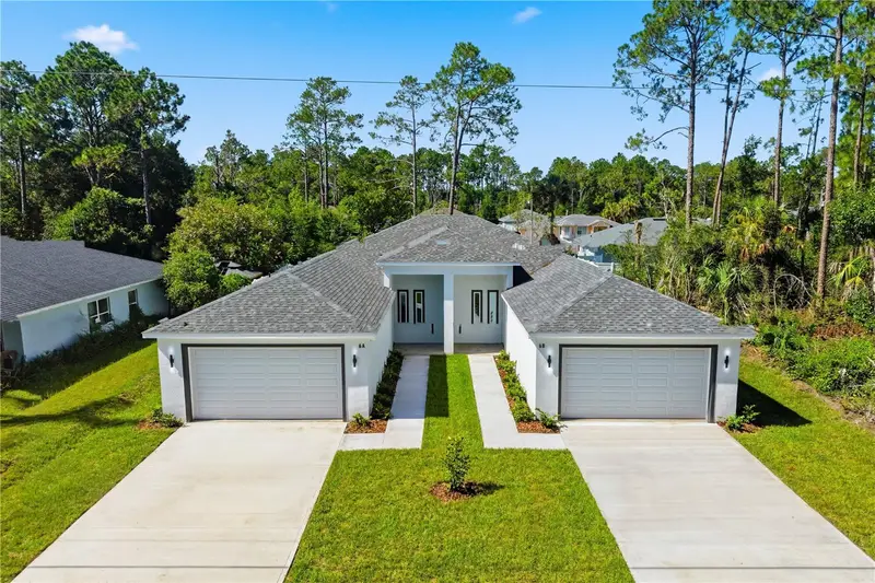 6 Unicorn Ct #A & B, FL