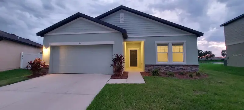 812 Kings Pine Ct, FL