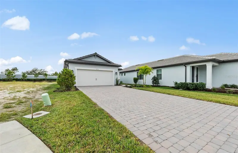4695 Blue Star Ct, FL