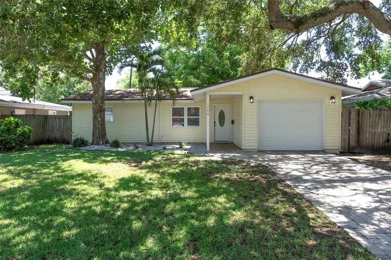 1744 26th Ave N, FL
