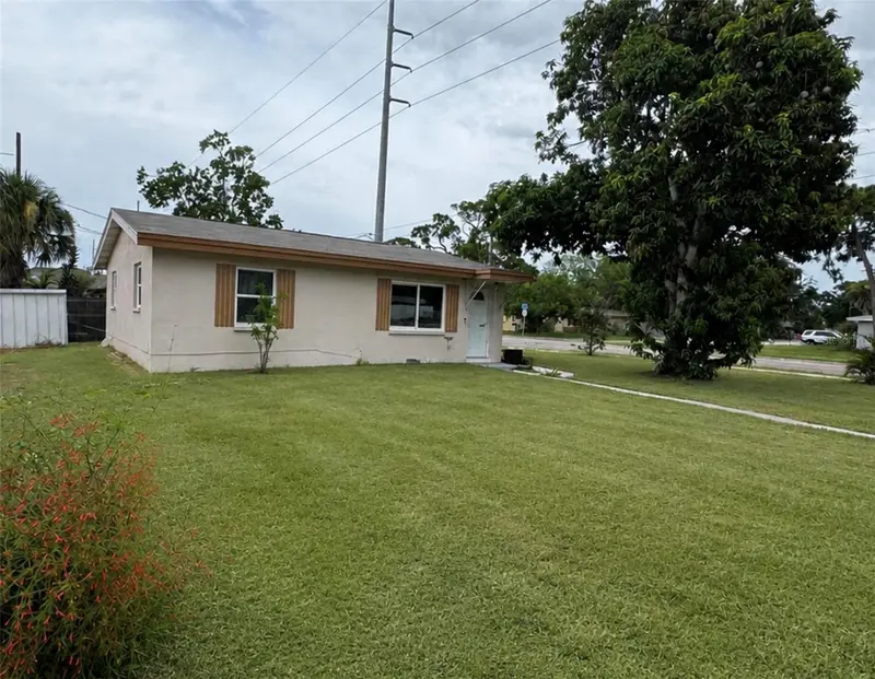 2403 Adrian Ave, FL