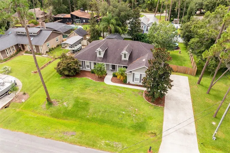 14412 Pinecone Rd, FL