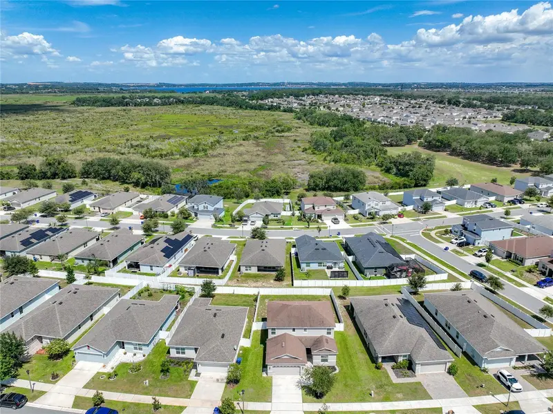 405 Kestrel Dr, FL