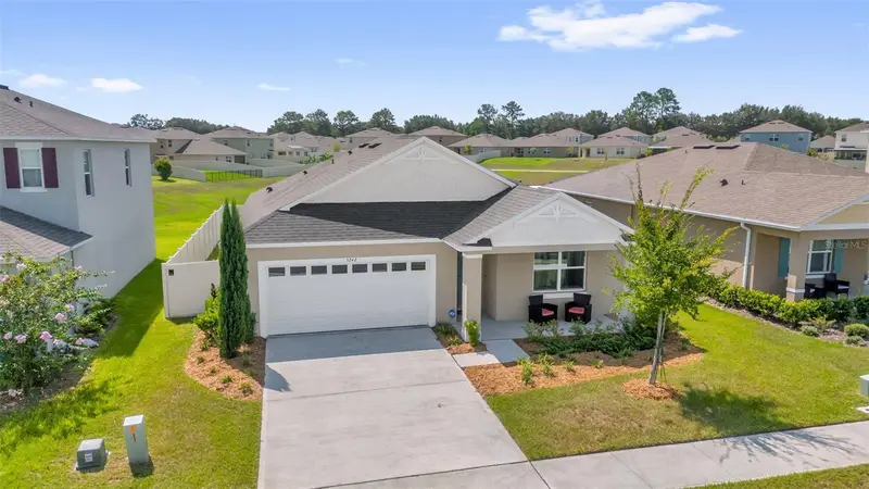 5242 Mahogany Dr, FL