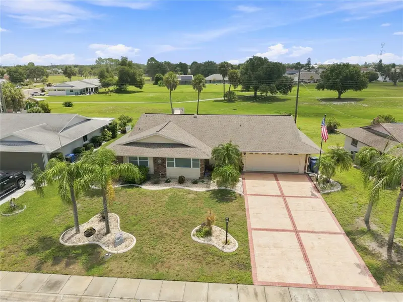 1405 Hacienda Dr, FL