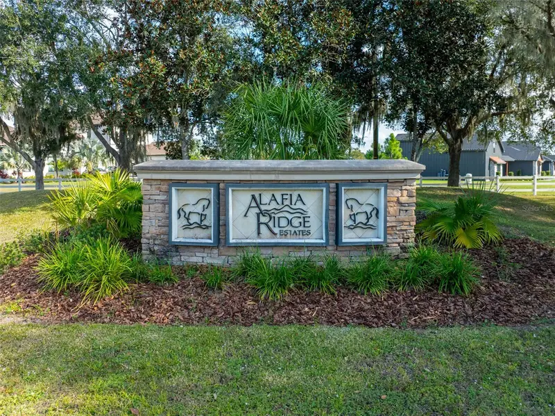 103 Alafia Estates Ln, FL