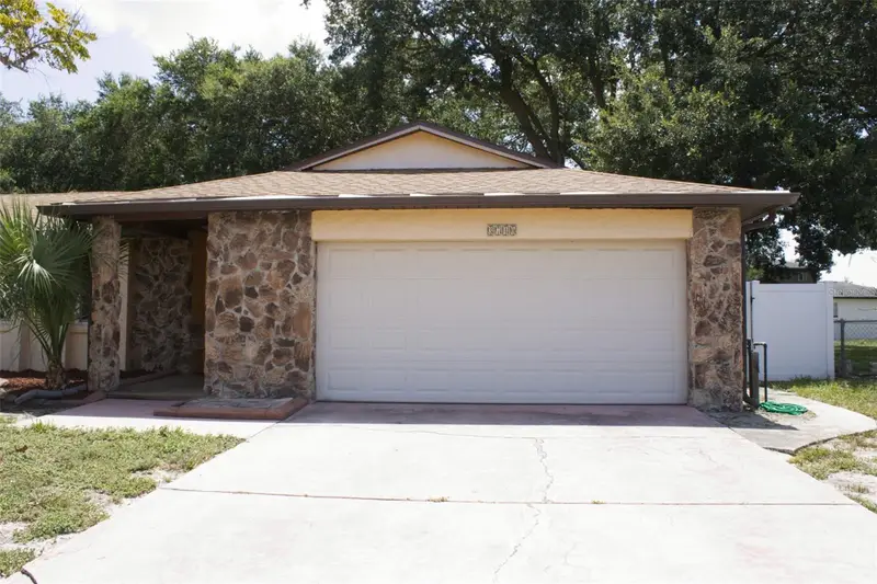 3740 Hawthorne Ln, FL