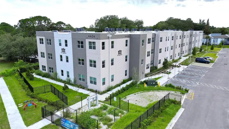 4424 S Texas Ave #1-320, FL