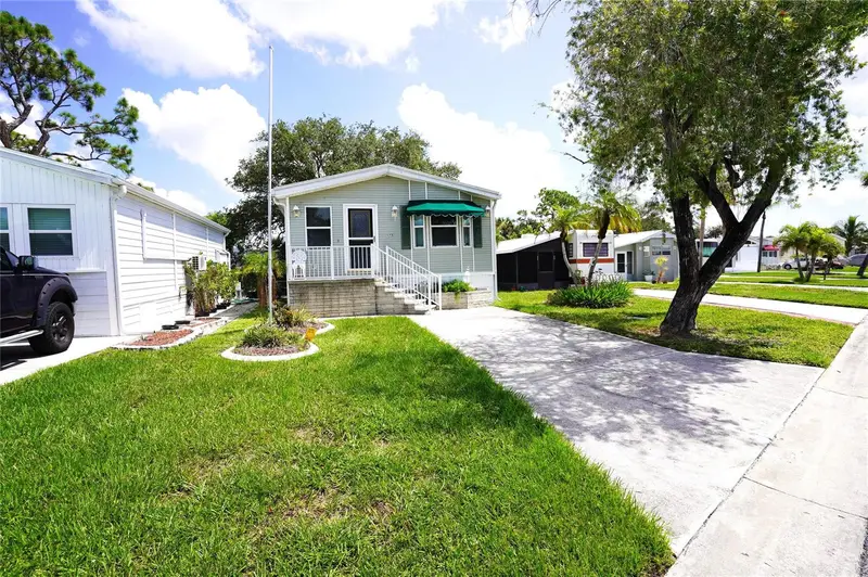 125 Brookshire Dr, FL