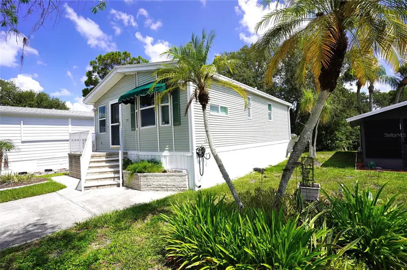125 Brookshire Dr, FL