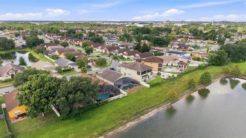 6539 Cherry Grove Cir, FL