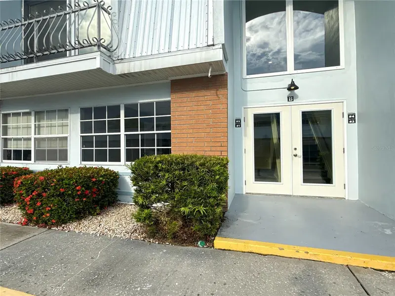 22333 Edgewater Dr #B1, FL