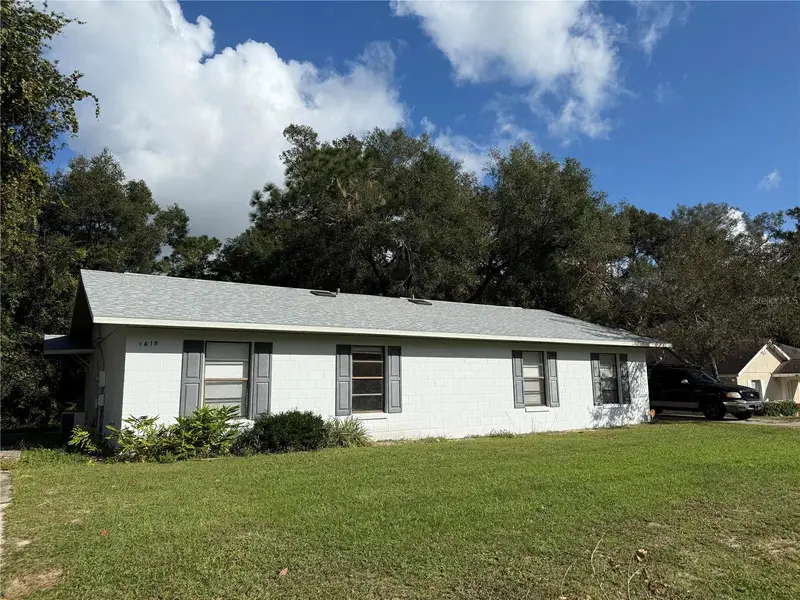 1619 S High St, FL