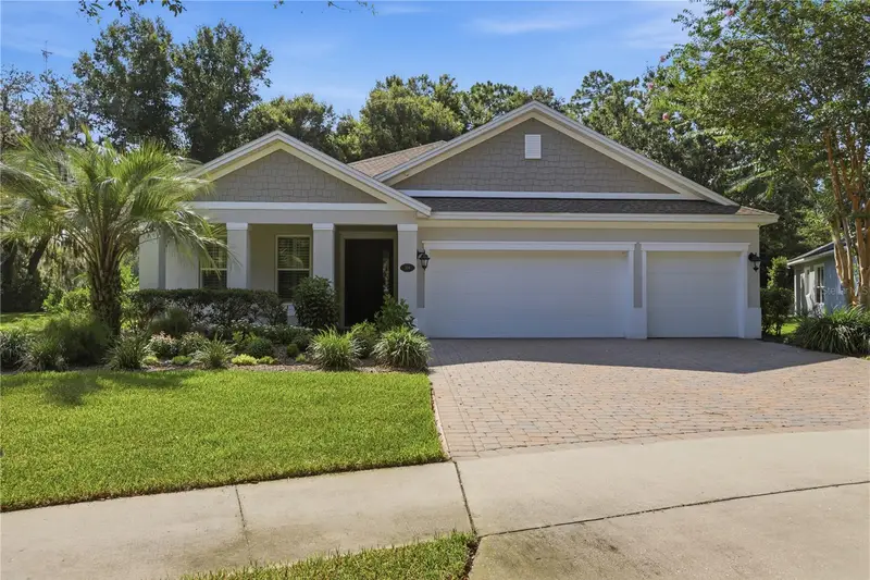 108 Suffolk Ct., FL