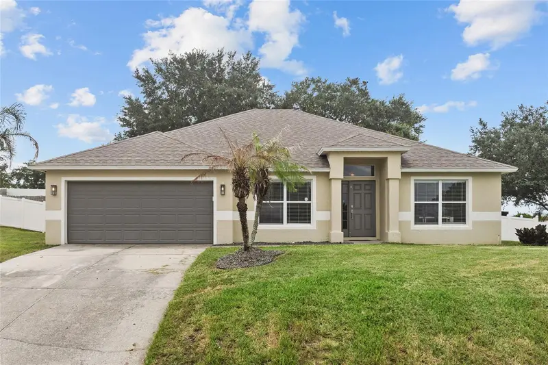 1128 Lakeview Oaks Dr, FL