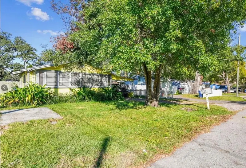 1915 W Fern St, FL
