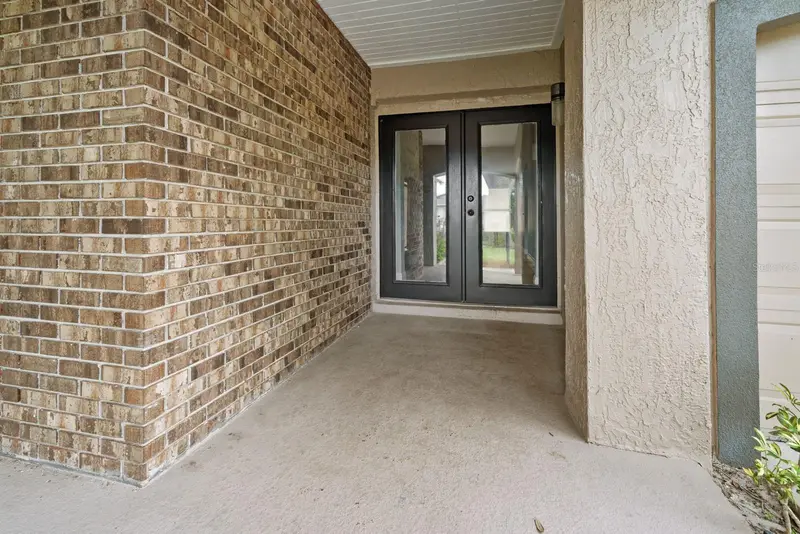 7437 Pinemount Dr, FL