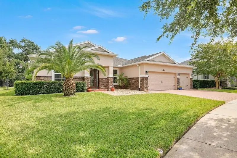 105 E Cherry Pl, FL