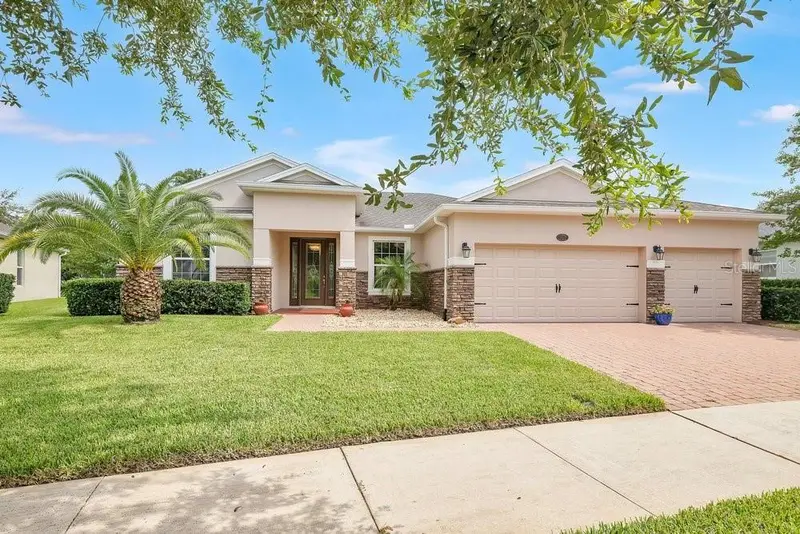105 E Cherry Pl, FL
