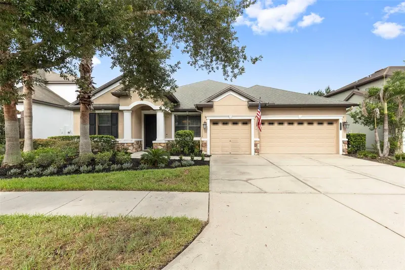 7957 Hampton Lake Dr, FL