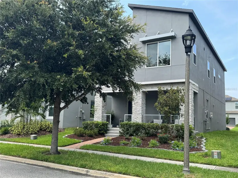 10439 Austrina Oak Loop, FL