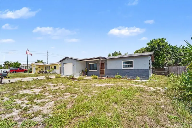 8143 Hixton Dr, FL