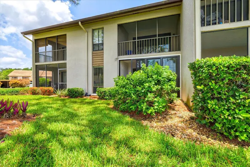 3053 Taywood Mdws #3, FL