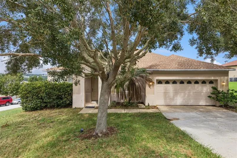 780 Lakeview Pointe Dr, FL
