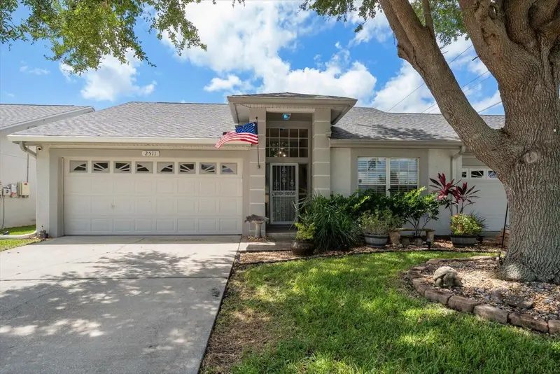 2511 Estancia Blvd, FL