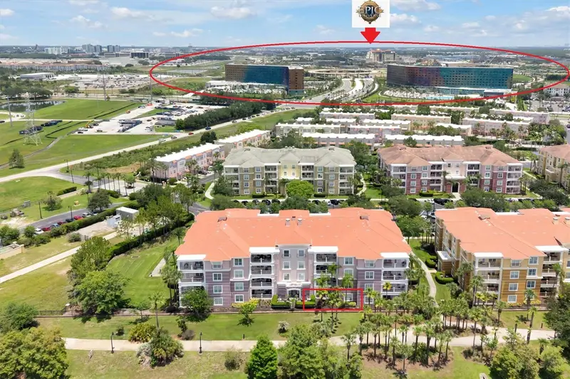5048 Shoreway Loop #10204, FL