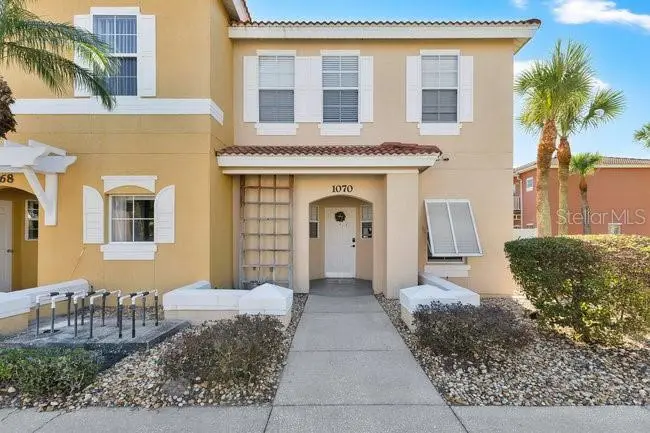 1070 Park Ridge Cir, FL