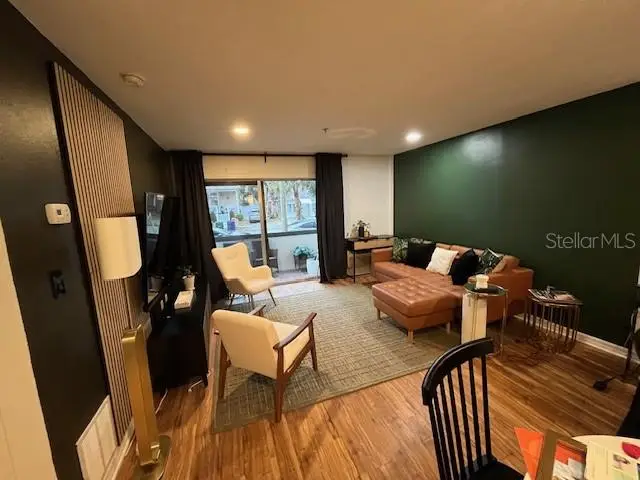 406 S Cedar Ave #107, FL