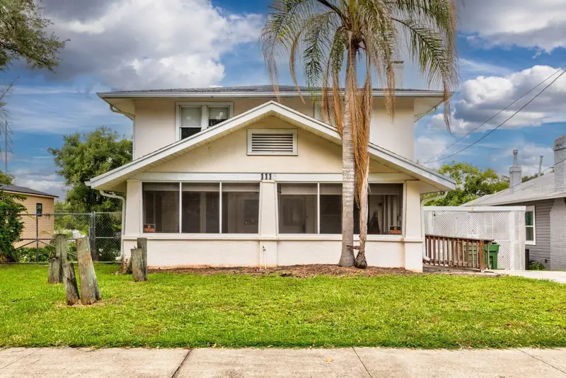 1116 W Line St, FL