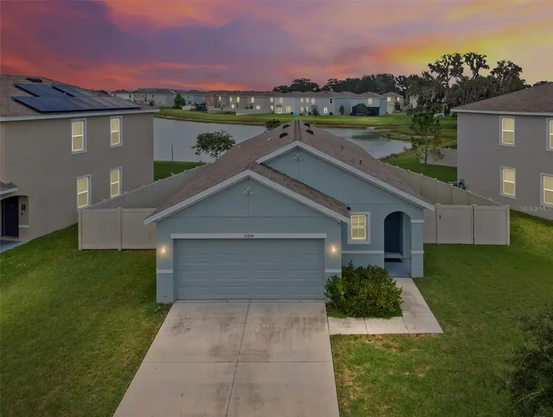 10914 Penny Gale Loop, FL