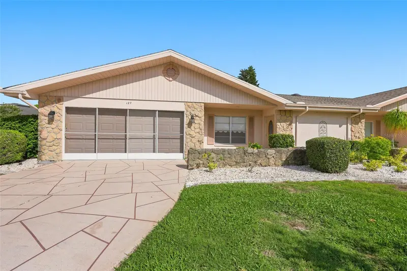 127 Wintersong Ln, FL