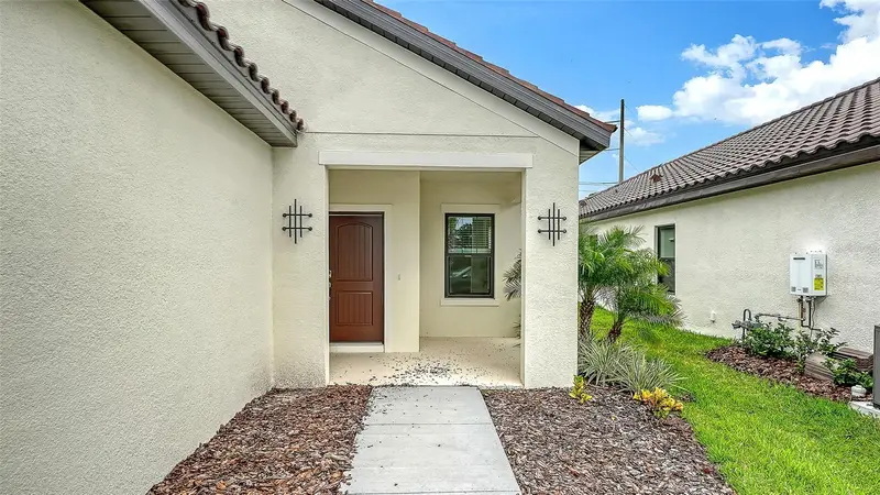 333 Potenza Loop, FL