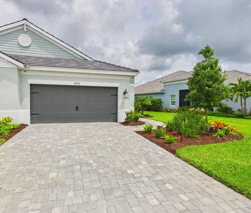 10012 Lake Wales Cir, FL
