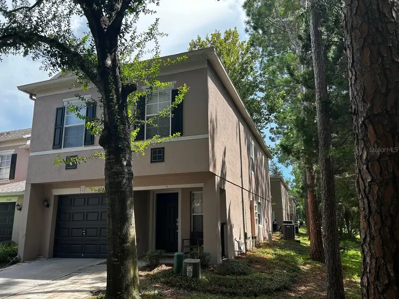 5085 Kingscrest Ln, FL