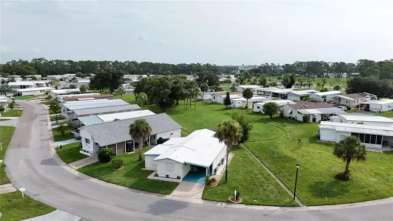 5747 Holiday Park Blvd, FL