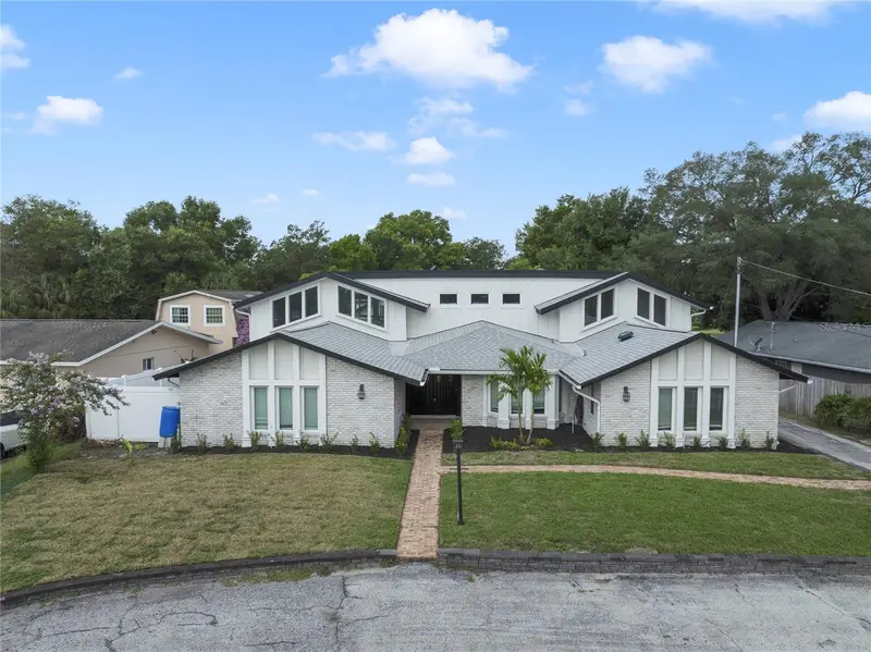 1048 Crystal Bowl Cir, FL