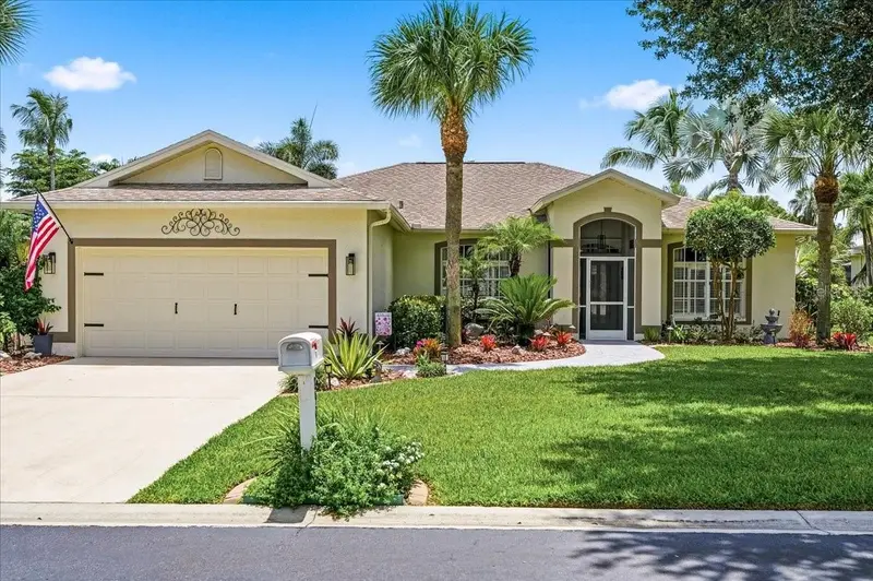 8905 Cypress Preserve Pl, FL