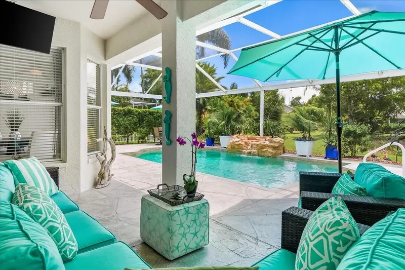 8905 Cypress Preserve Pl, FL