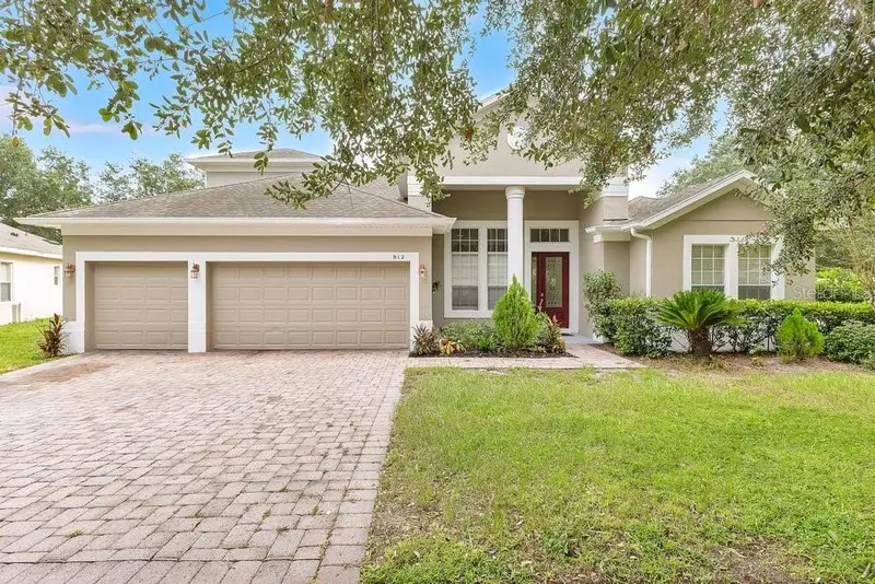 912 Hire Cir, FL